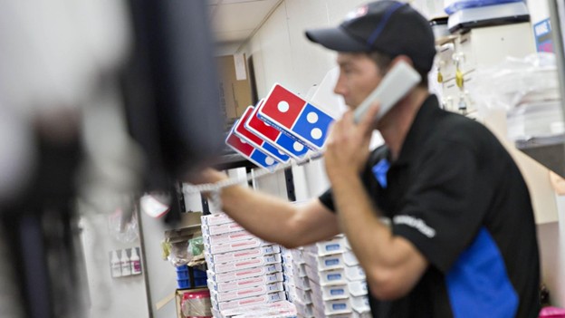 Domino's offline customer service