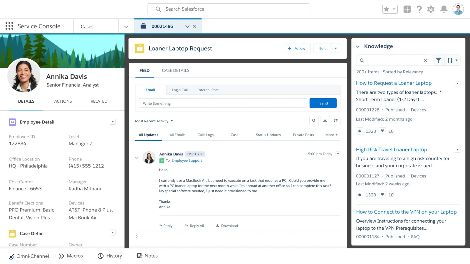 Salesforce Service Console for customer support